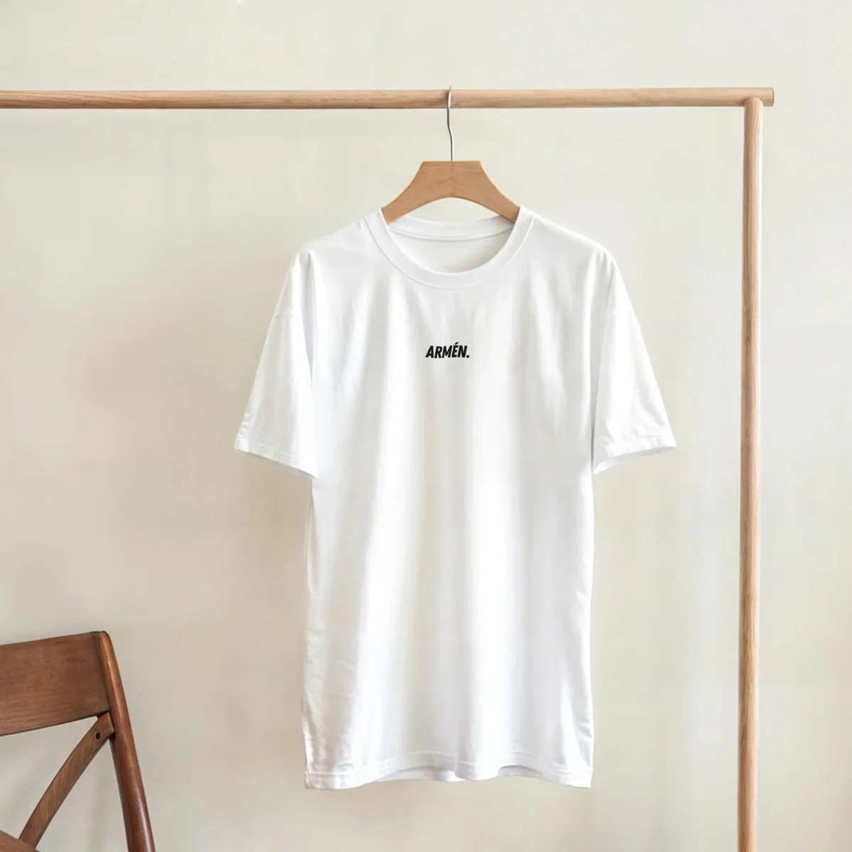ARMEN. - Minimalistic T-shirt Vit - Bild 3